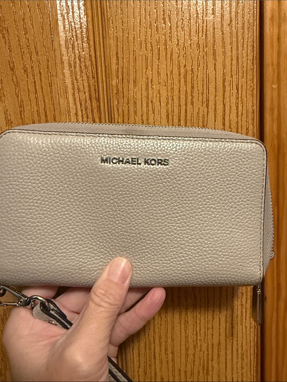 Michael Kors Pebbled Leather Wristlet Wallet - Light Gray